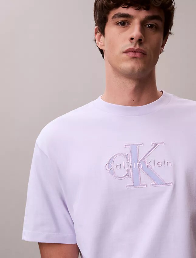 T-shirt clássica com gráfico Monologo T-shirt clássica com gráfico Monologo