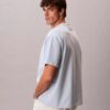 T-shirt clássica com gráfico Monologo T-shirt clássica com gráfico Monologo