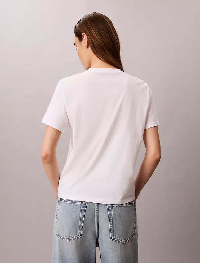T-shirt clássica com logótipo Calvin Script T-shirt clássica com logótipo Calvin Script