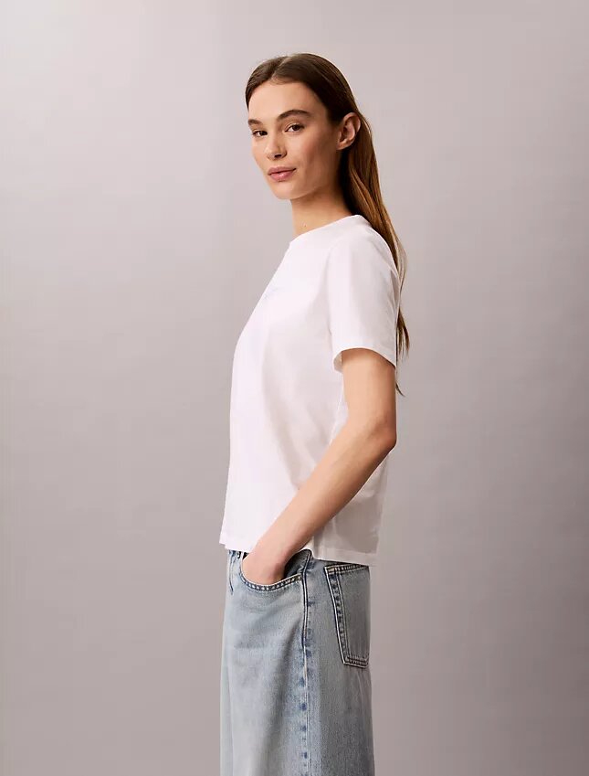 T-shirt clássica com logótipo Calvin Script T-shirt clássica com logótipo Calvin Script