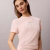 T-shirt clássica com logótipo em destaque T-shirt clássica com logótipo em destaque