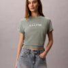 T-shirt clássica com logótipo em destaque T-shirt clássica com logótipo em destaque