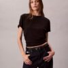 T-shirt clássica com logótipo gráfico em algodão Supima T-shirt clássica com logótipo gráfico em algodão Supima
