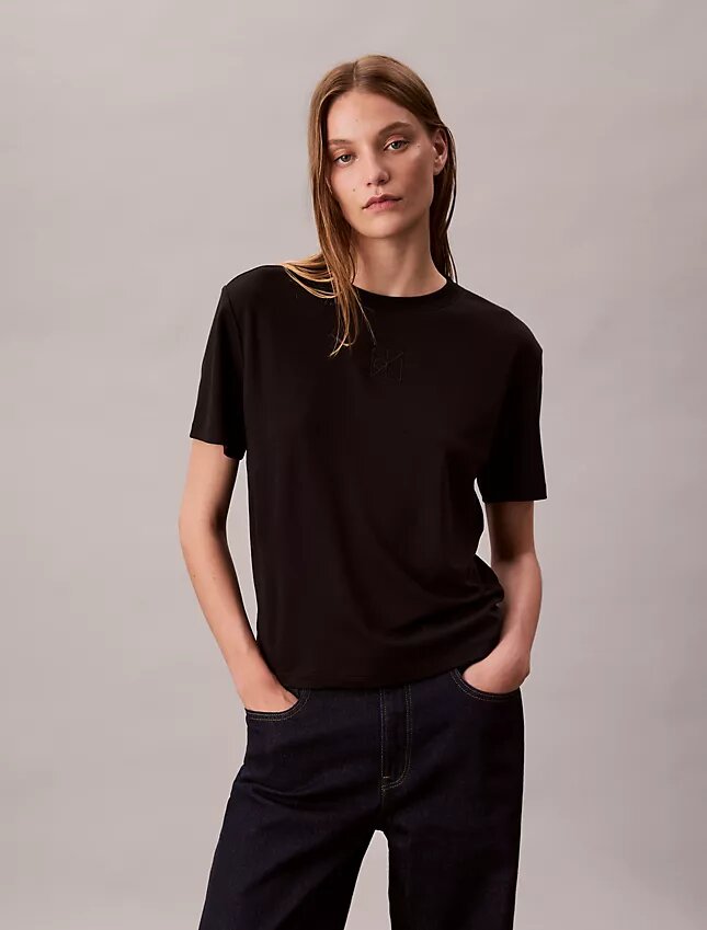 T-shirt clássica com logótipo gráfico em algodão Supima T-shirt clássica com logótipo gráfico em algodão Supima