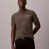 T-shirt clássica com logótipo retro T-shirt clássica com logótipo retro
