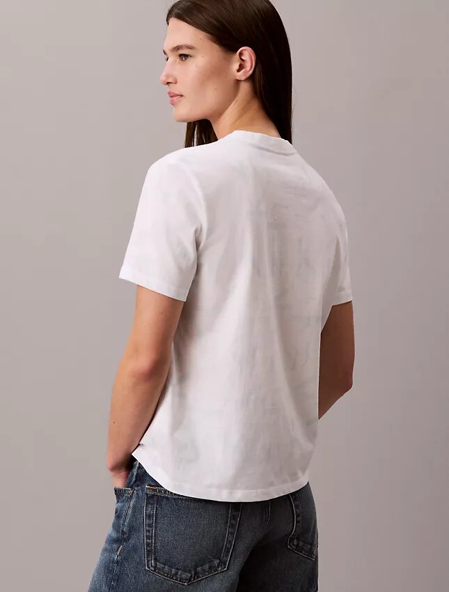 T-shirt clássica com Monogram desbotado em toda a peça T-shirt clássica com Monogram desbotado em toda a peça