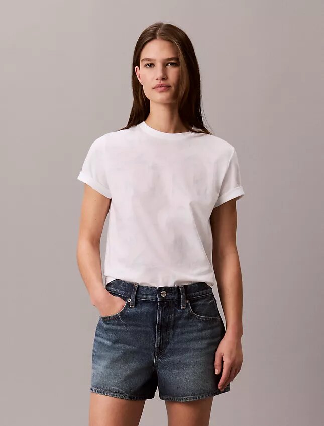 T-shirt clássica com Monogram desbotado em toda a peça T-shirt clássica com Monogram desbotado em toda a peça