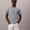 T-shirt clássica com Monogram em relevo T-shirt clássica com Monogram em relevo