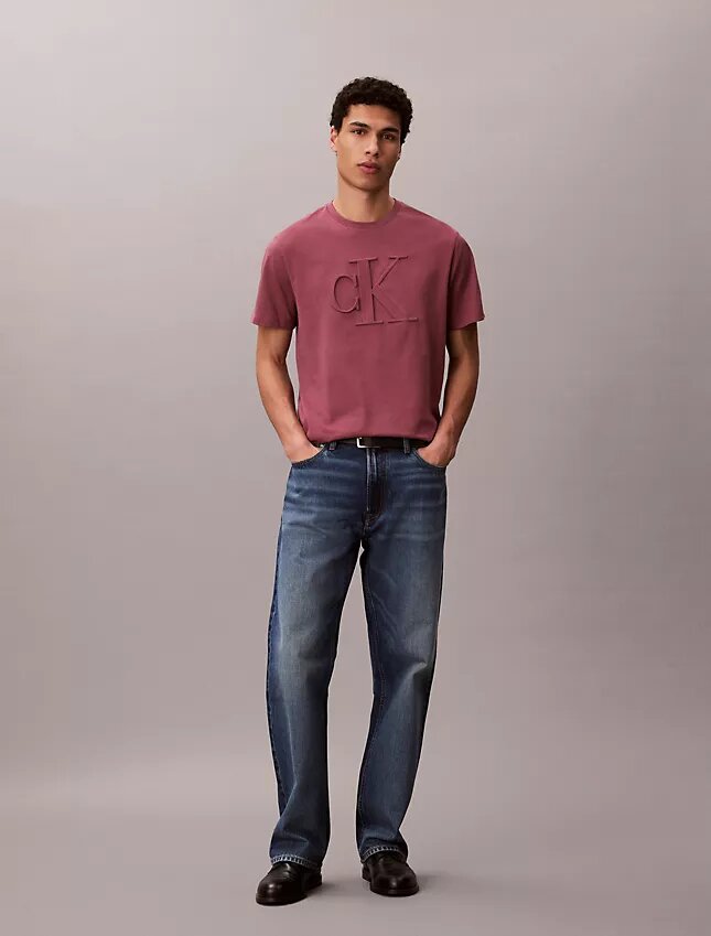 T-shirt clássica com Monogram em relevo T-shirt clássica com Monogram em relevo