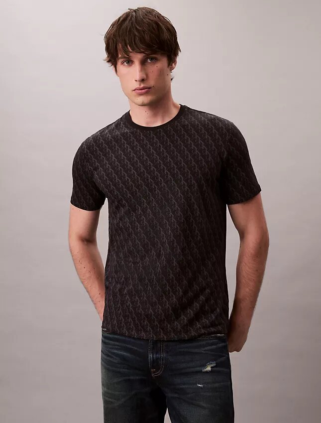 T-shirt clássica com Monogram integral Liquid Touch T-shirt clássica com Monogram integral Liquid Touch