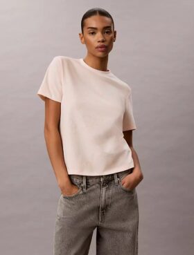 T-shirt clássica com padrão floral