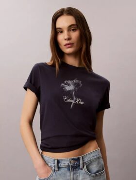 T-shirt clássica com padrão floral