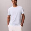 T-shirt clássica às riscas T-shirt clássica às riscas