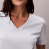 T-shirt com decote em V e Monogram