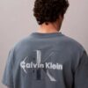 T-shirt com gráfico Monologo líquido