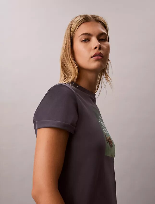 T-shirt com logótipo de palmeira T-shirt com logótipo de palmeira