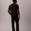 T-shirt com logótipo gráfico Calvin Klein moderno