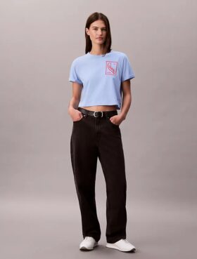 T-shirt curta e larga com logótipo em letra cursiva