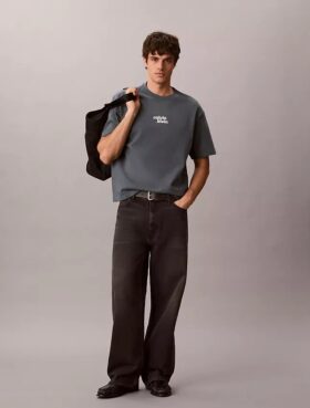 T-shirt de corte descontraído com logótipo de 1989 bordado