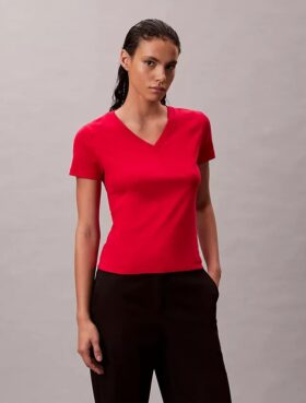 T-shirt de gola em V folgada em algodão líquido