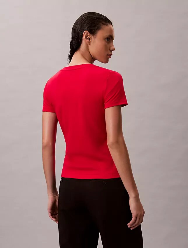 T-shirt de gola em V folgada em algodão líquido T-shirt de gola em V folgada em algodão líquido