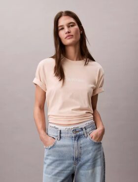 T-shirt de gola redonda com corte largo e logótipo padrão