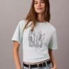 T-shirt de gola redonda com grafismo de paisagem urbana