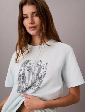 T-shirt de gola redonda com grafismo de paisagem urbana