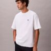 T-shirt de gola redonda descontraída com logótipo de arquivo T-shirt de gola redonda descontraída com logótipo de arquivo