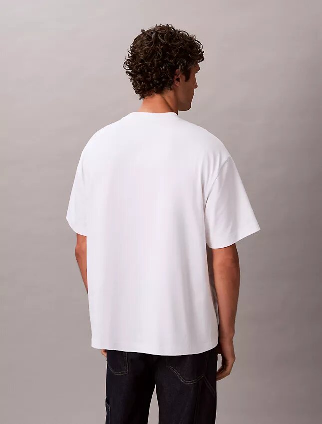 T-shirt de gola redonda descontraída com logótipo de arquivo T-shirt de gola redonda descontraída com logótipo de arquivo