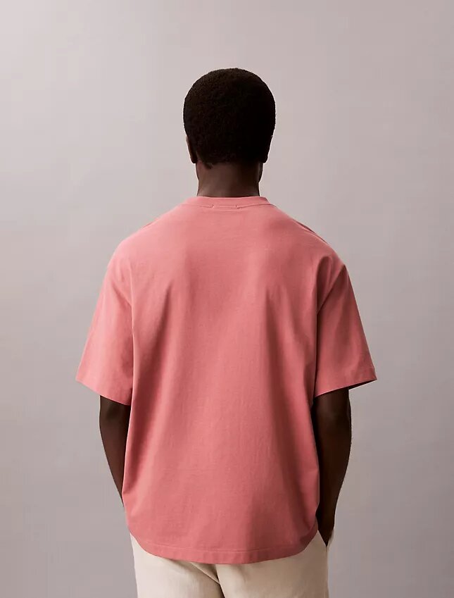 T-shirt de gola redonda descontraída com logótipo de arquivo T-shirt de gola redonda descontraída com logótipo de arquivo