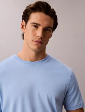 T-shirt de gola redonda em algodão Supima