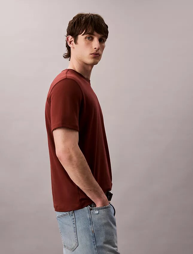 T-shirt de gola redonda em algodão Supima T-shirt de gola redonda em algodão Supima