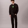 T-shirt descontraída com estampado muito marcante T-shirt descontraída com estampado muito marcante