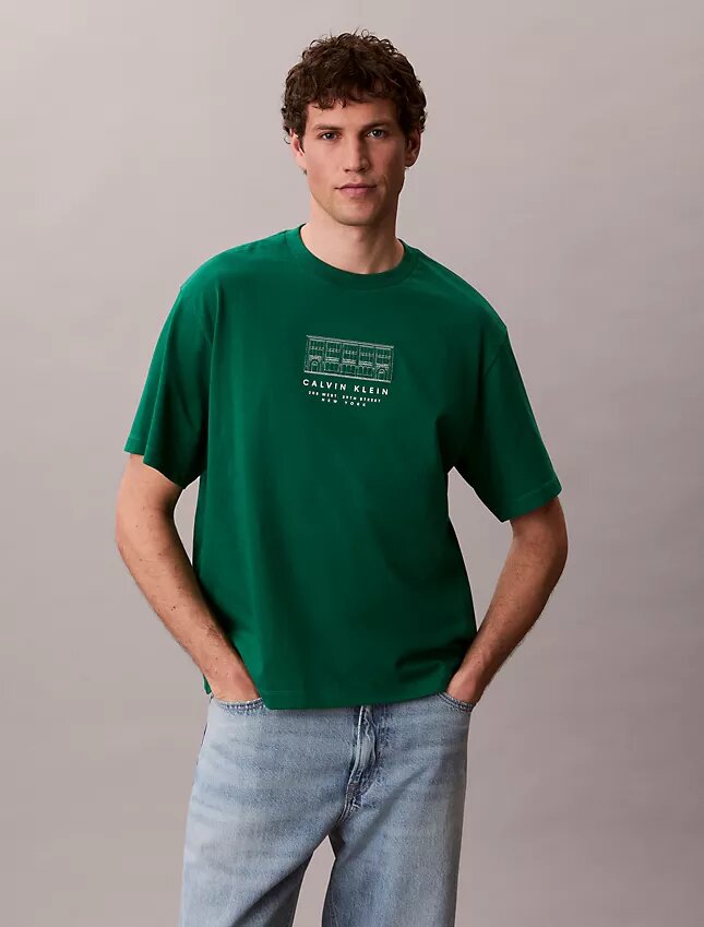 T-shirt Descontraída com Gráfico do Logótipo do Escritório de Nova Iorque T-shirt Descontraída com Gráfico do Logótipo do Escritório de Nova Iorque