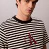 T-shirt Descontraída com Listras Monogram T-shirt Descontraída com Listras Monogram