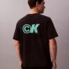 T-shirt Descontraída com Logótipo em Piqué Refrescante T-shirt Descontraída com Logótipo em Piqué Refrescante