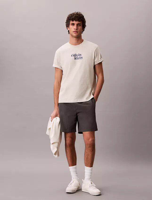 T-shirt Descontraída com Logótipo Gráfico de 1989 T-shirt Descontraída com Logótipo Gráfico de 1989