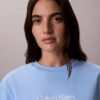 T-shirt Descontraída com Logótipo Padrão T-shirt Descontraída com Logótipo Padrão