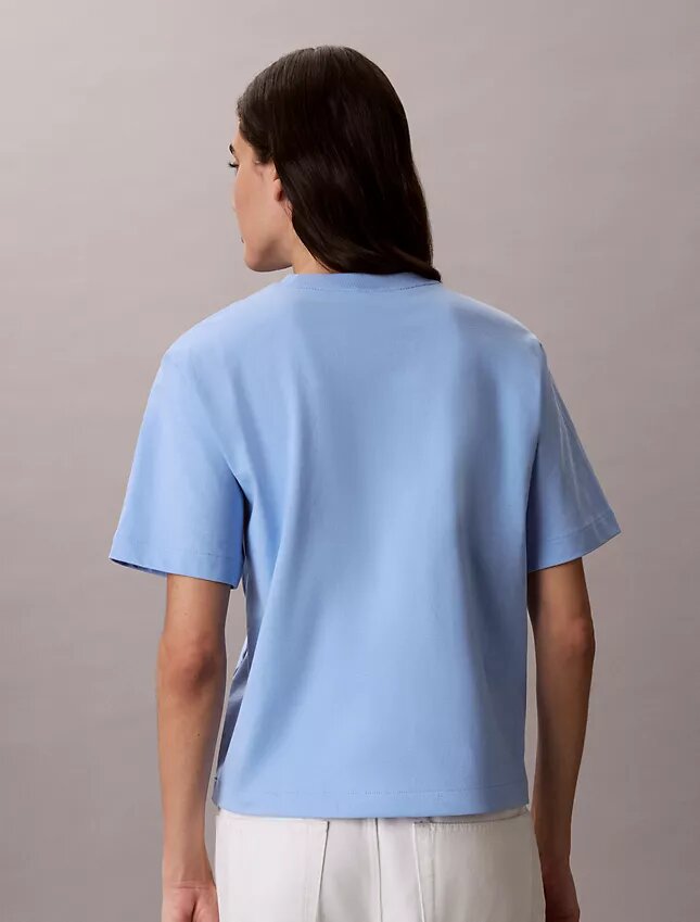 T-shirt Descontraída com Logótipo Padrão T-shirt Descontraída com Logótipo Padrão