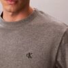 T-shirt Descontraída com Monogram Bordado T-shirt Descontraída com Monogram Bordado