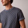 T-shirt Descontraída com Monogram em Toda a Superfície T-shirt Descontraída com Monogram em Toda a Superfície