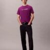 T-shirt folgada com logótipo em destaque T-shirt folgada com logótipo em destaque