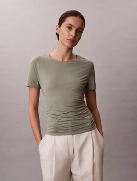 T-shirt justa com franzido