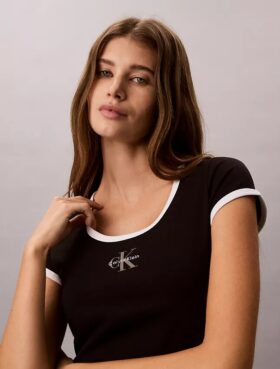 T-shirt justa com gráfico Monologo