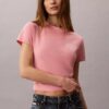 T-shirt justa com logótipo curvo T-shirt justa com logótipo curvo