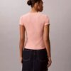 T-shirt justa com logótipo em nervuras T-shirt justa com logótipo em nervuras