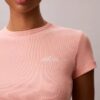 T-shirt justa com logótipo em nervuras T-shirt justa com logótipo em nervuras
