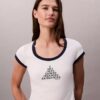 T-shirt justa com logótipo Monogram T-shirt justa com logótipo Monogram