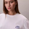 T-shirt larga com logótipo bordado